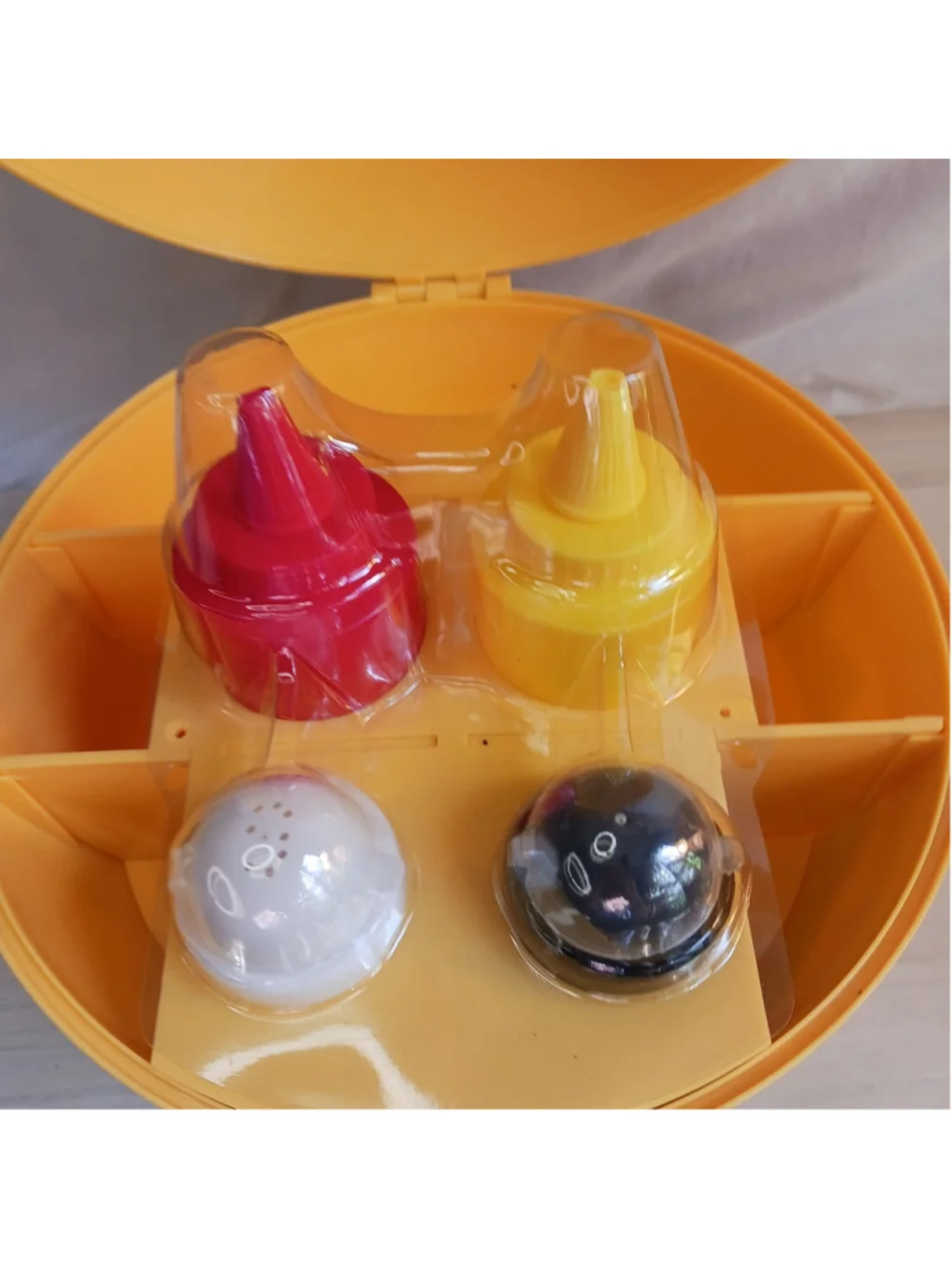 Sun Squad Hamburger BBQ Condiment Caddy Picnic Organizer Burger Case 10”